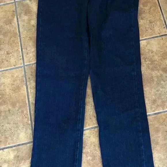 Coldwater Creek Women's Wide Band  Pull-on Straight Leg Jeans Size 12T - Picture 2 of 4